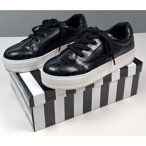 CAMEL TOES Womens US 8 Black Faux Crocodile Rossi Lace-Up SNEAKERS Shoes EUC